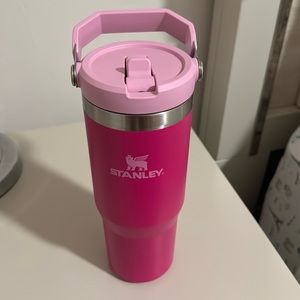 Stanley 30 oz IceFlow Tumbler